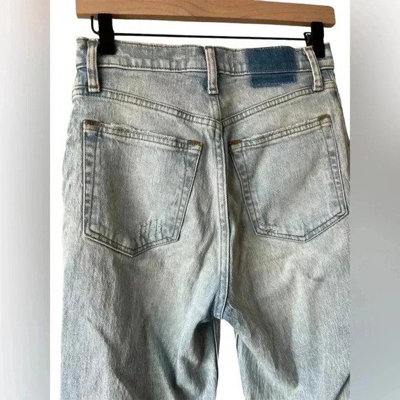 Abercrombie & Fitch The 90's Straight Ultra High Rise Jeans 27/4r - Picture 6 of 6